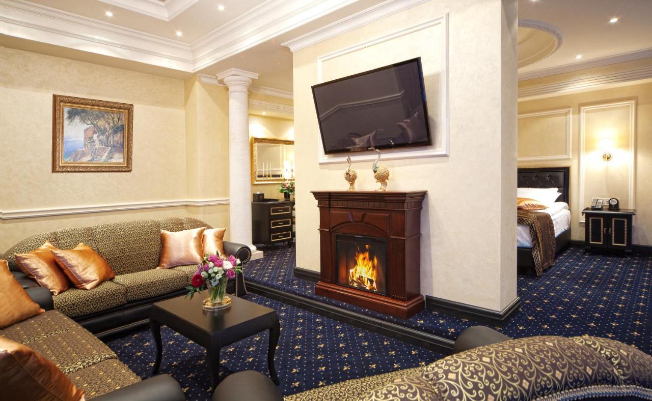 Le Premier - Maestro Hotel Odessa